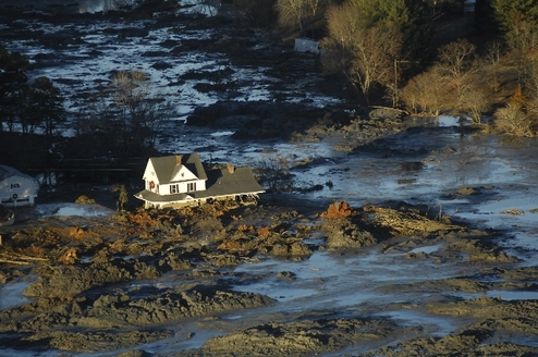 http://blog.cleanenergy.org/2012/12/21/letting-the-coal-ash-settle-the-kingston-disaster-4-years-later/