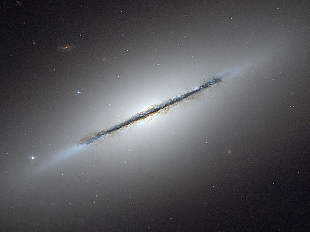 http://annesastronomynews.com/wp-content/uploads/2012/02/The-Spindle-Galaxy-NGC-5866-M102.jpg